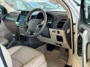 Toyota Land Cruiser Prado 2.8 2018 Pearl