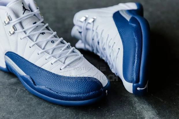 Air Jordan 12 Retro "French Blue". - thumbnail 2