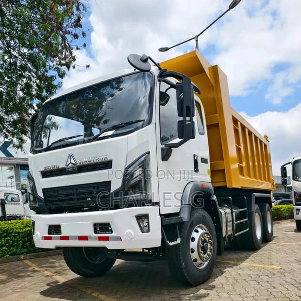 Sinotruck Howo H3 Tipper - main view