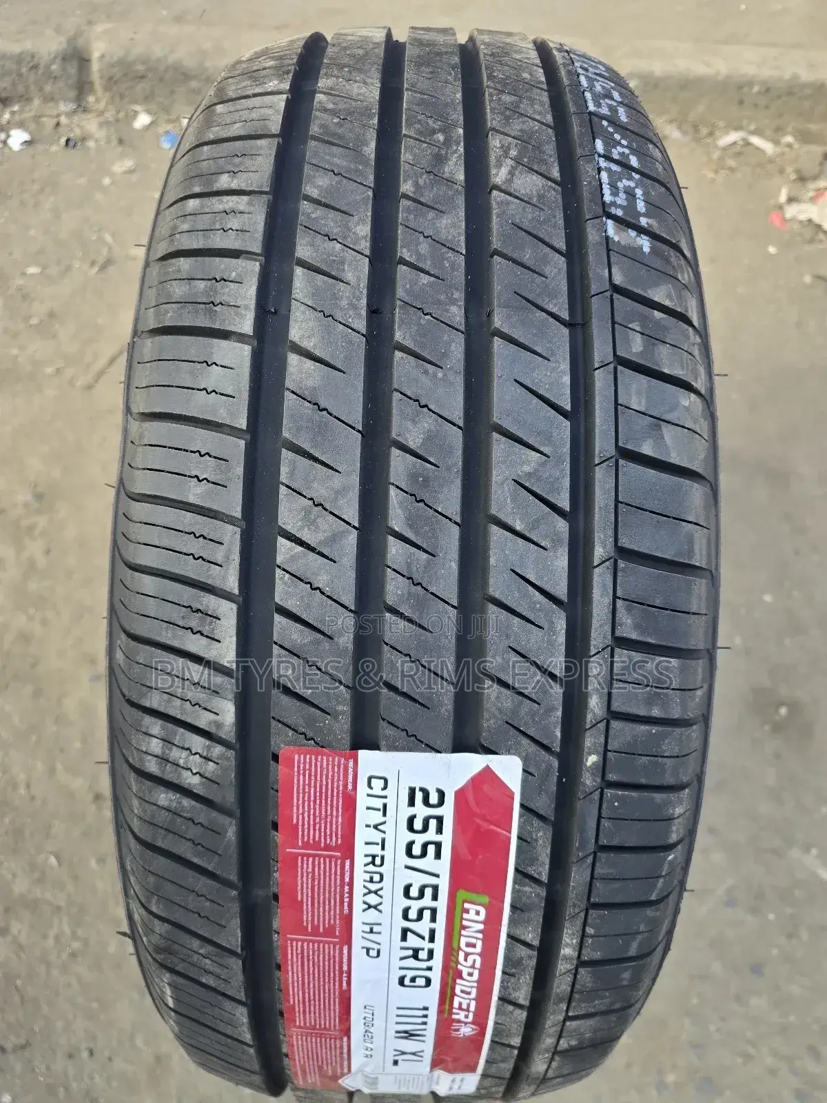 255 /55 R19 Landspider Tyres (Highway) Thailand.