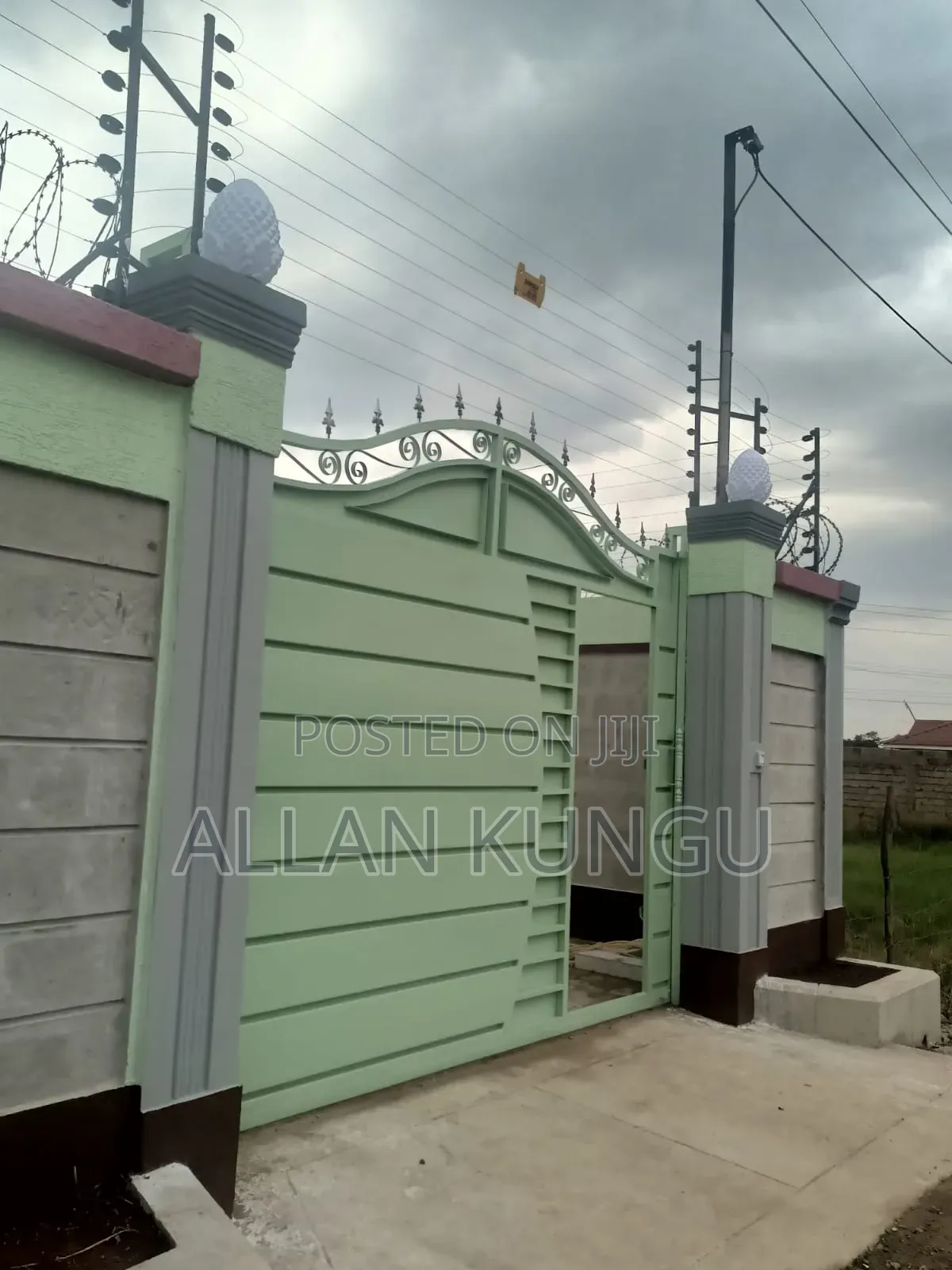 3bdrm Bungalow in Kalimoni for sale
