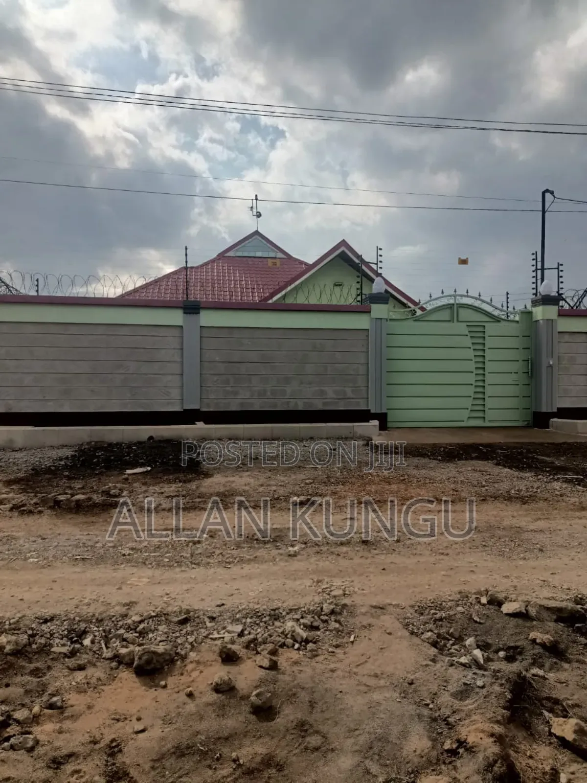3bdrm Bungalow in Kalimoni for sale