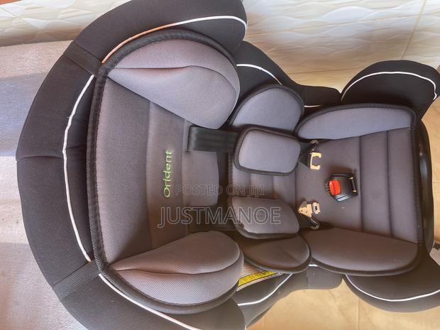 Baby Car Seat - thumbnail 4