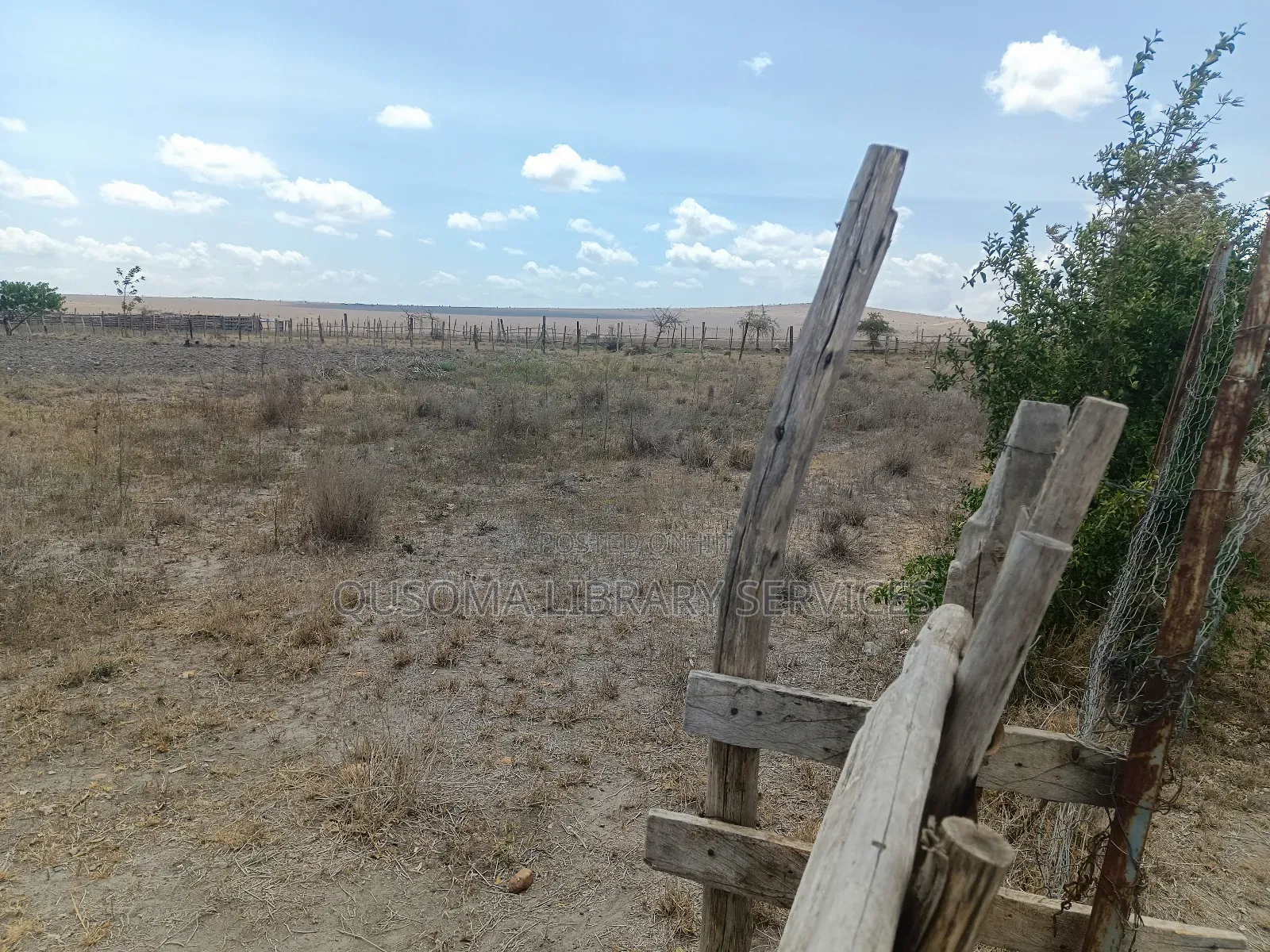 Prime 2-Acre Haven: 3-Bed Home + Borehole – Konza Boom!