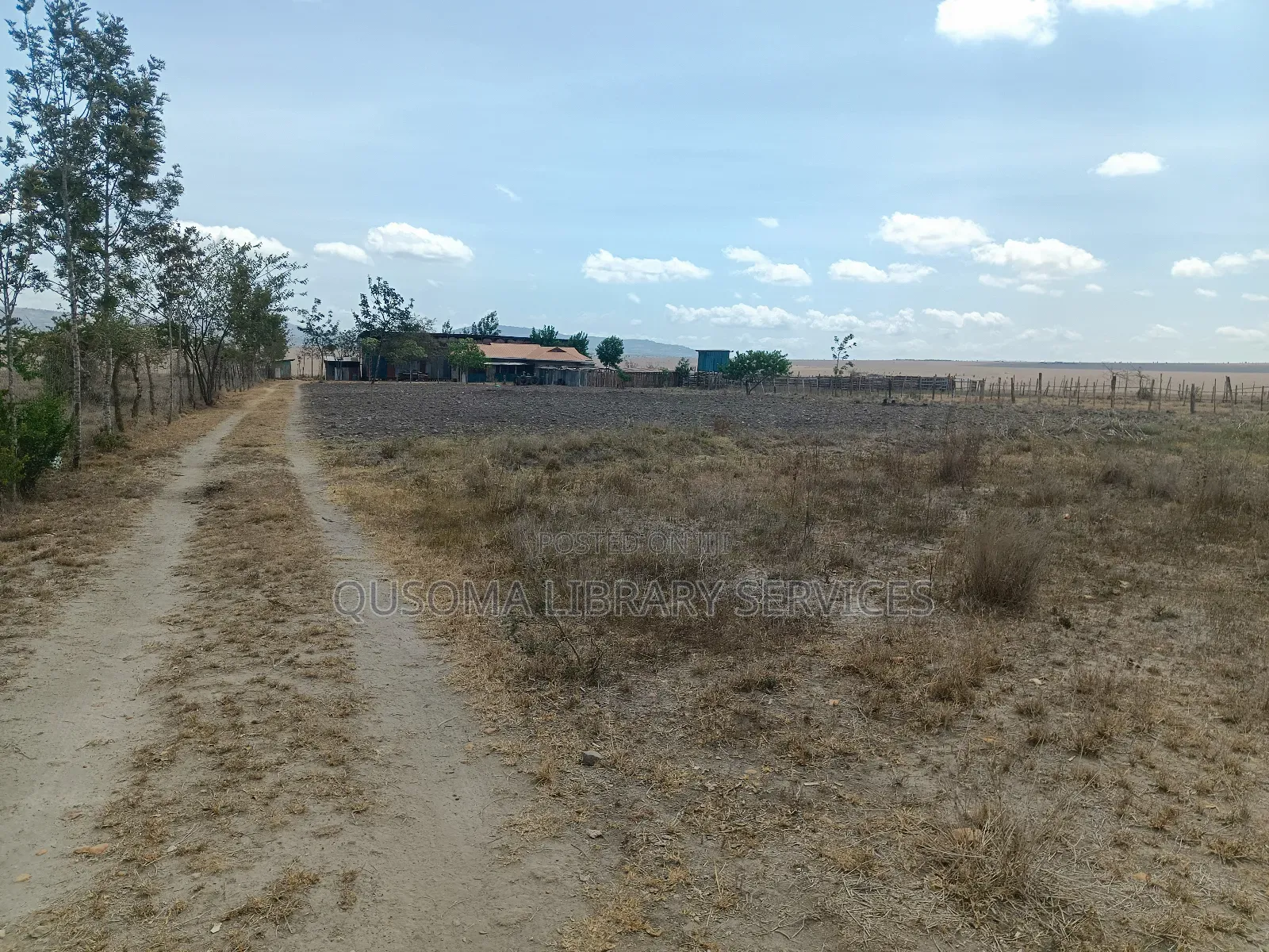 Prime 2-Acre Haven: 3-Bed Home + Borehole – Konza Boom!