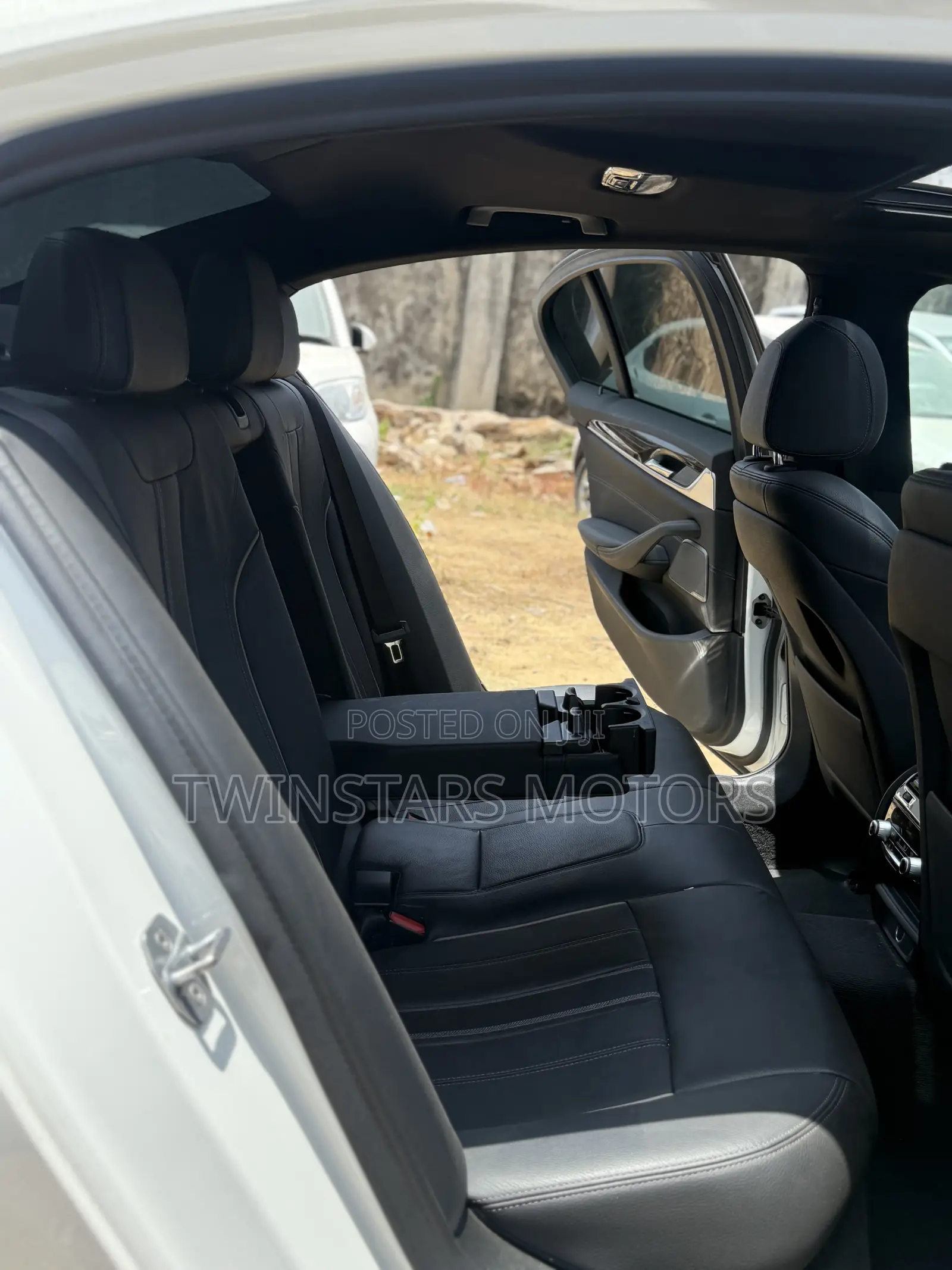 BMW 530i 2019 White