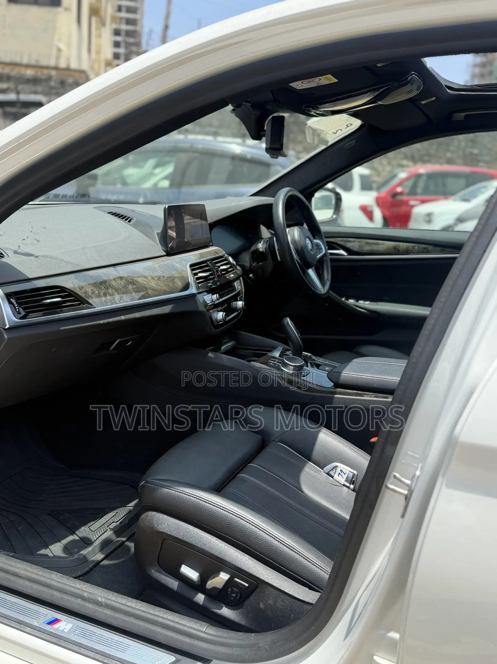 BMW 530i 2019 White