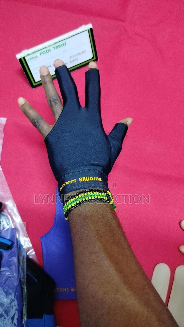 Pool Table Gloves - thumbnail 2