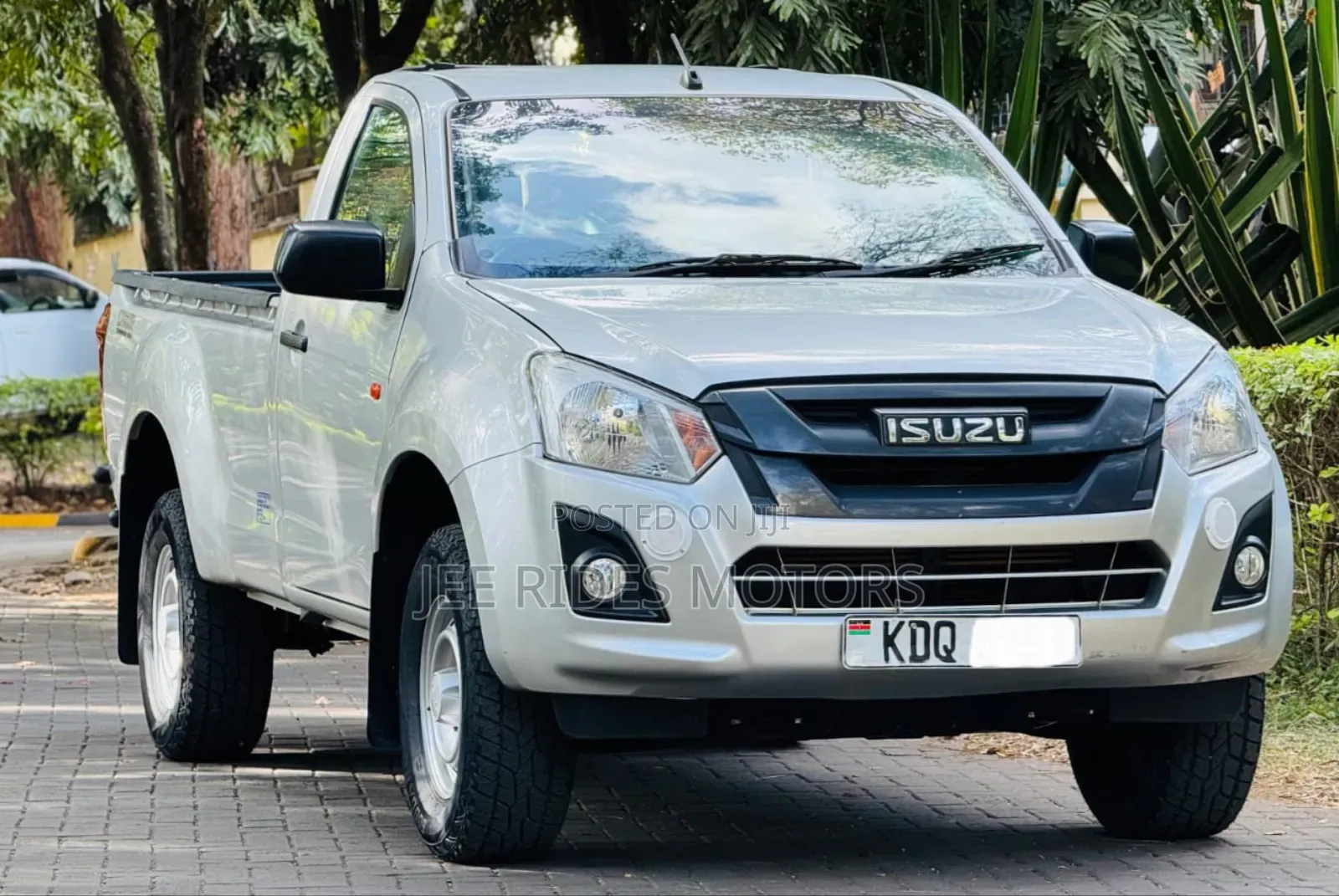 Isuzu D-MAX 2024 Gray