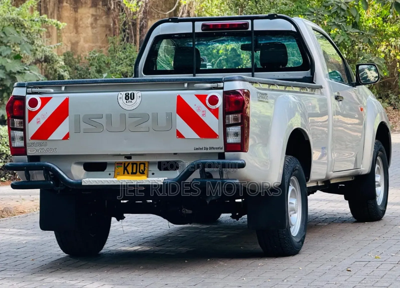 Isuzu D-MAX 2024 Gray