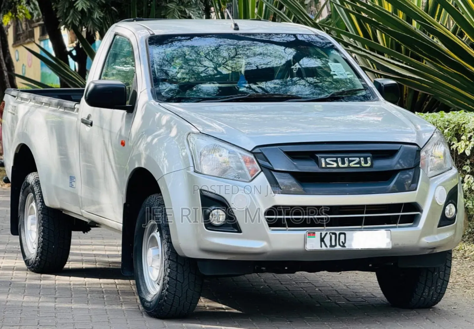 Isuzu D-MAX 2024 Gray