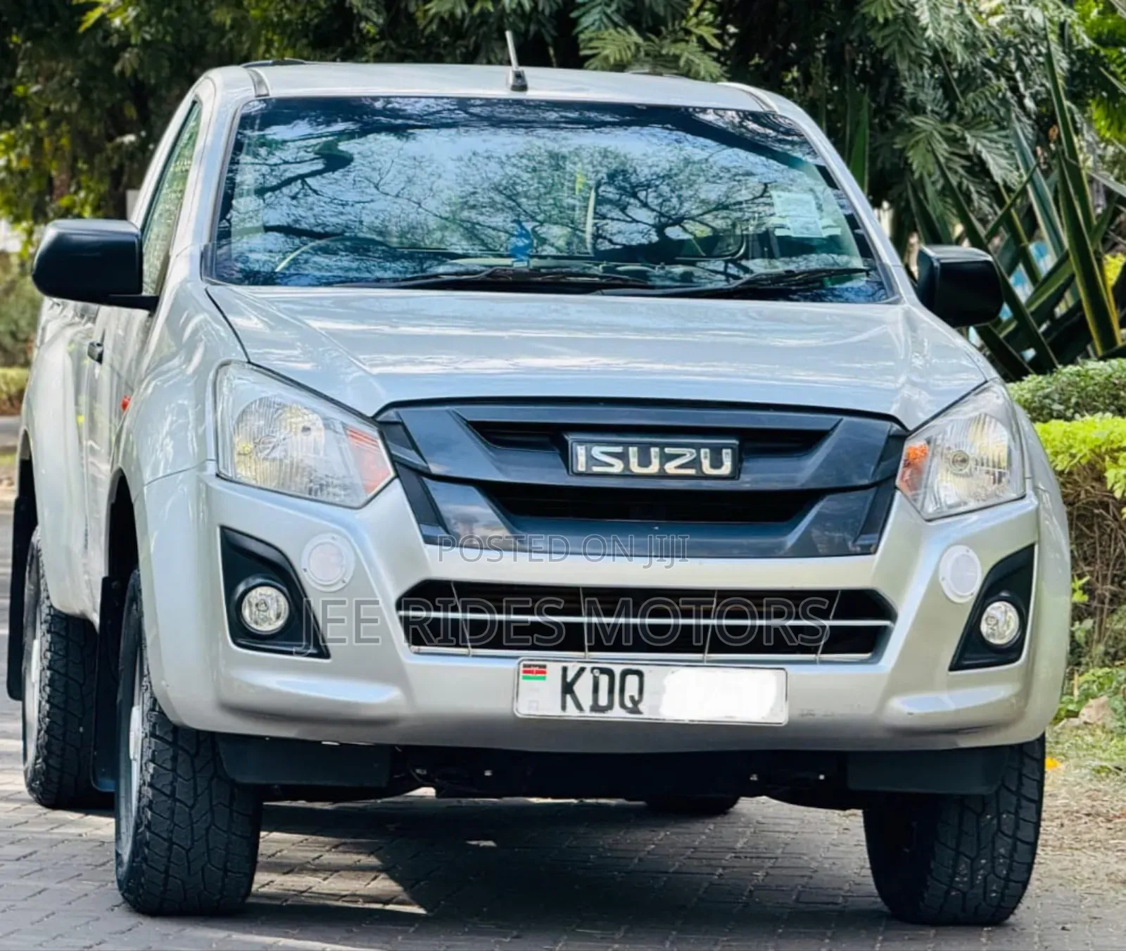Isuzu D-MAX 2024 Gray