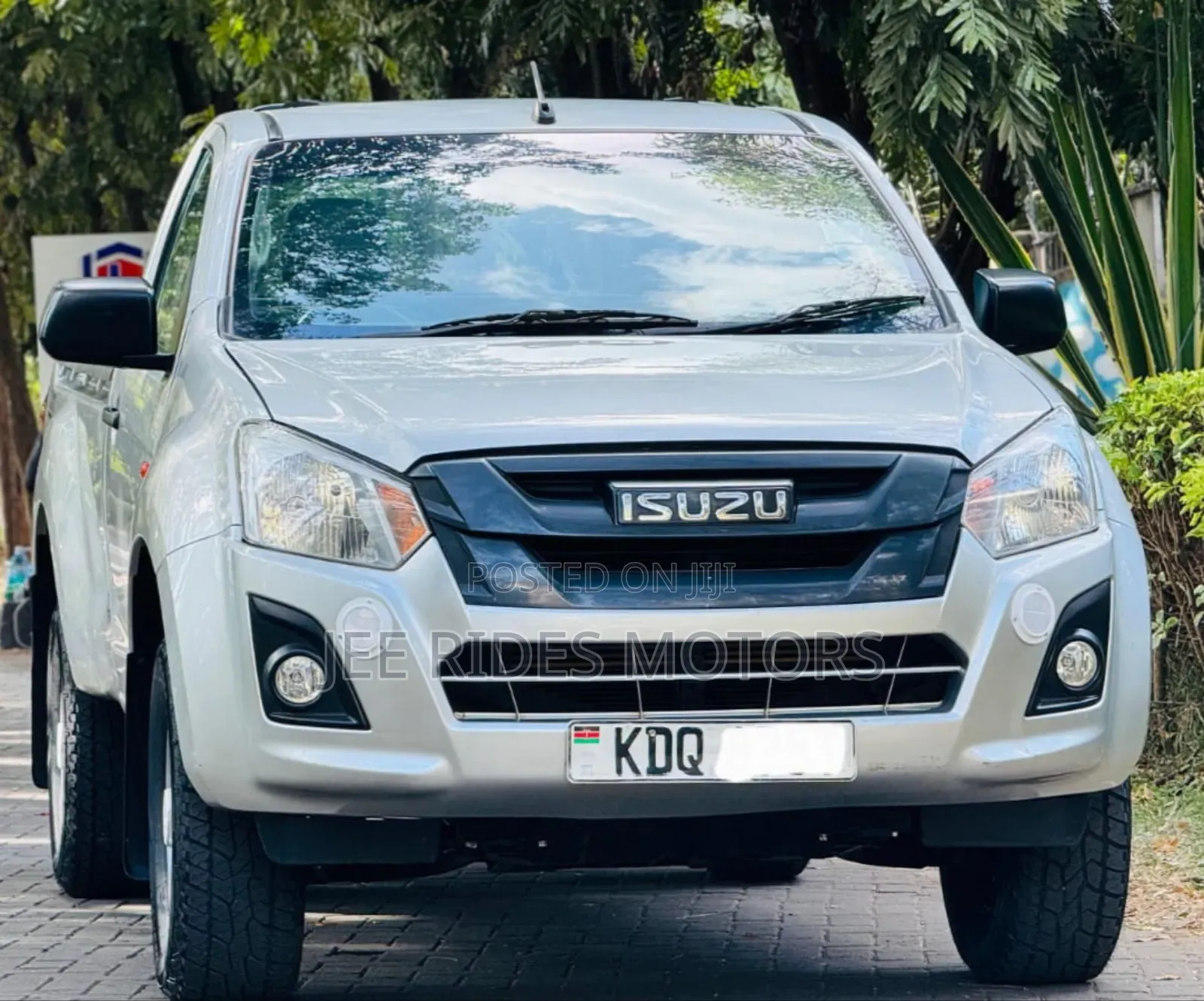 Isuzu D-MAX 2024 Gray