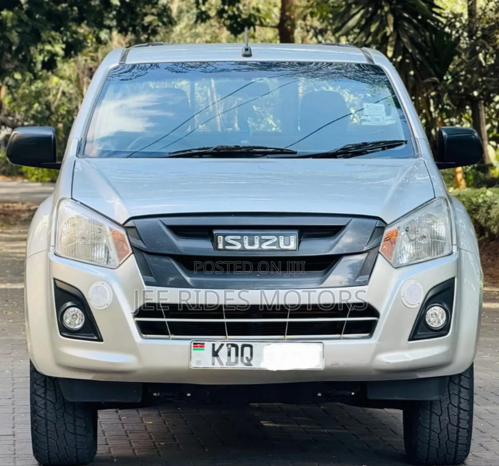 Isuzu D-MAX 2024 Gray