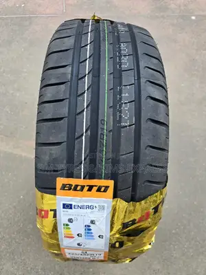 225 /45 R19 Boto
