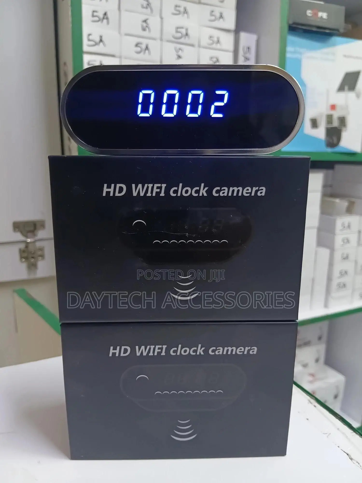 Hd Wifi Table Clock Camera Used for Discreet Surveillance.