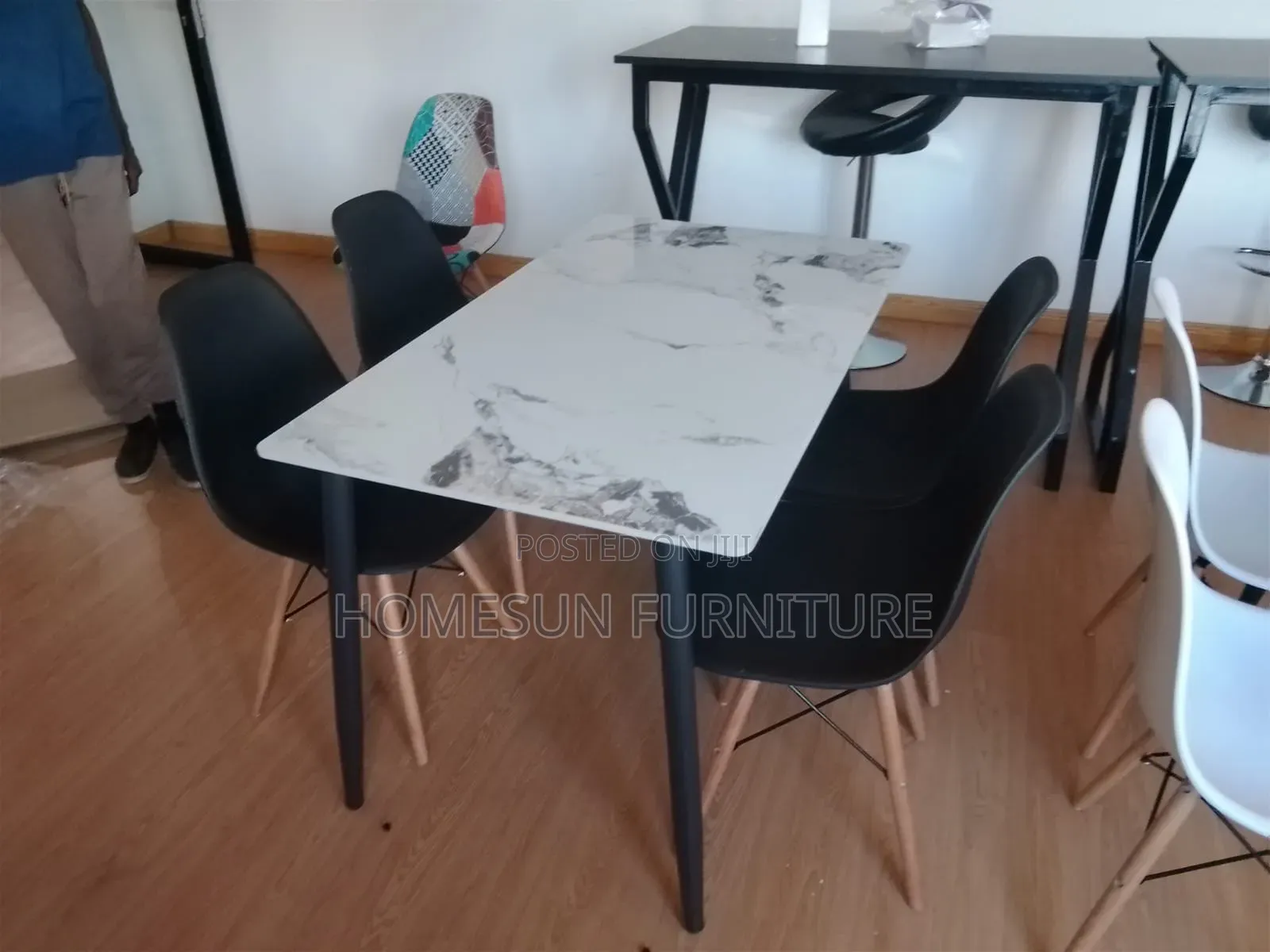 4 Seater Dining Table