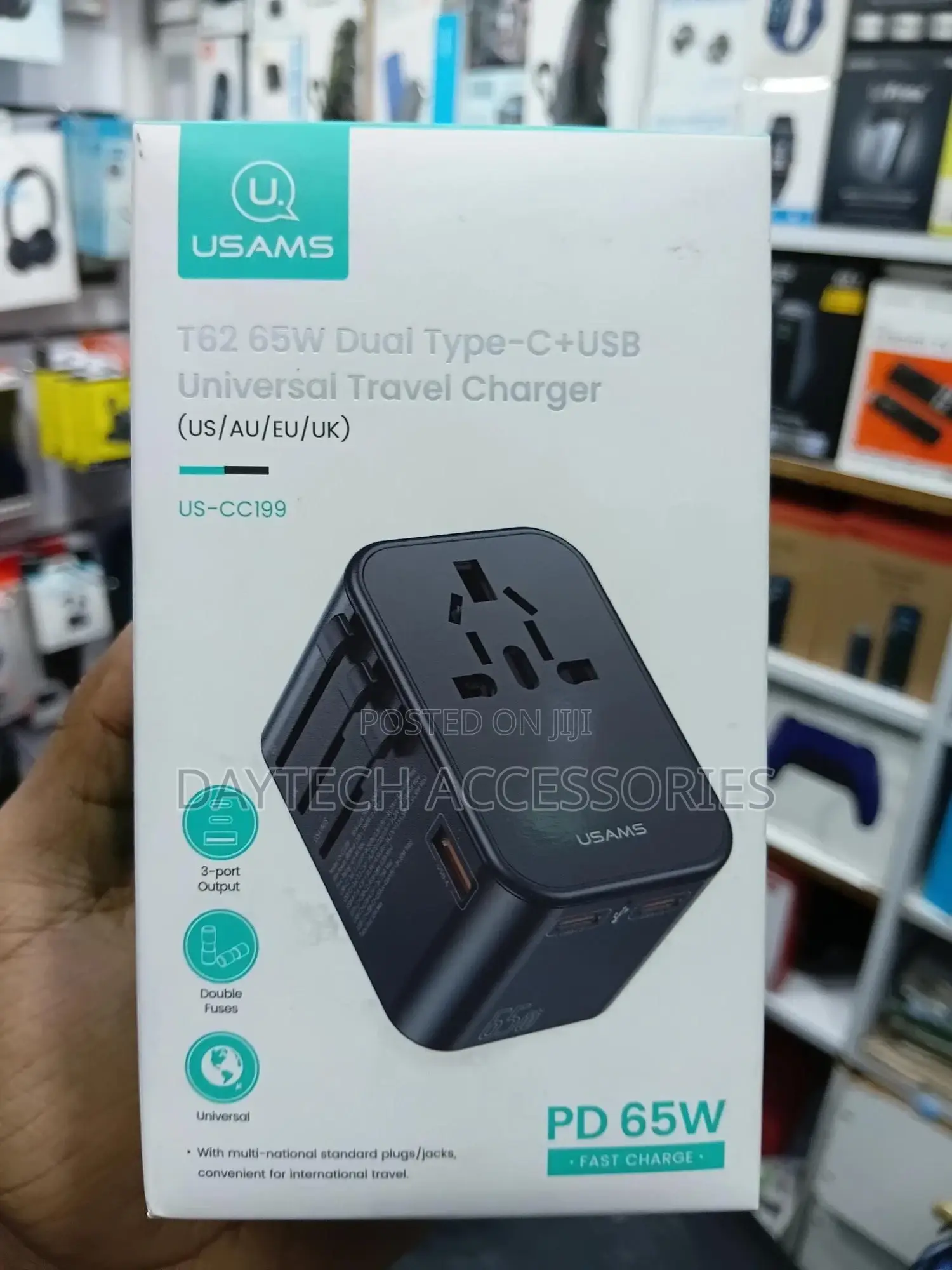 This Is a Usams T62 65w Dual Type-C+Usb Universal Travel Charger.