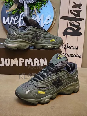 Spot New Balance 1000