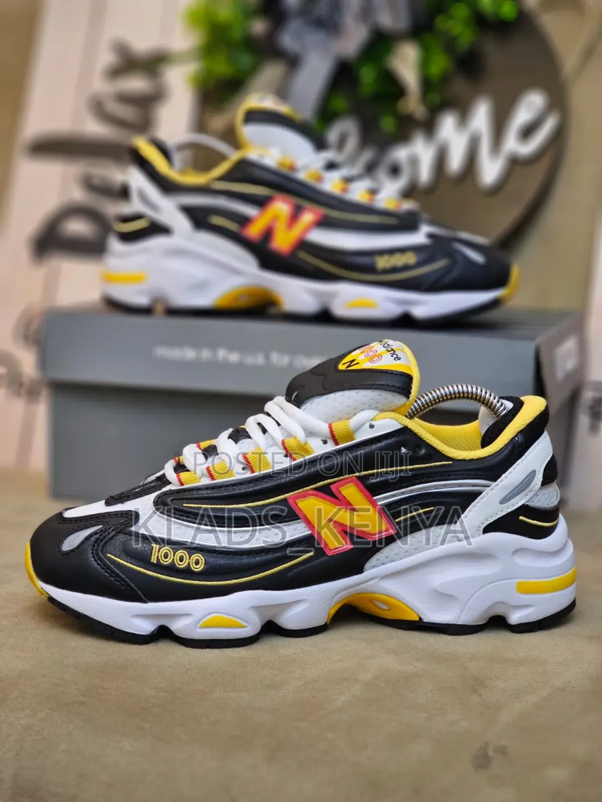 Spot New Balance 1000