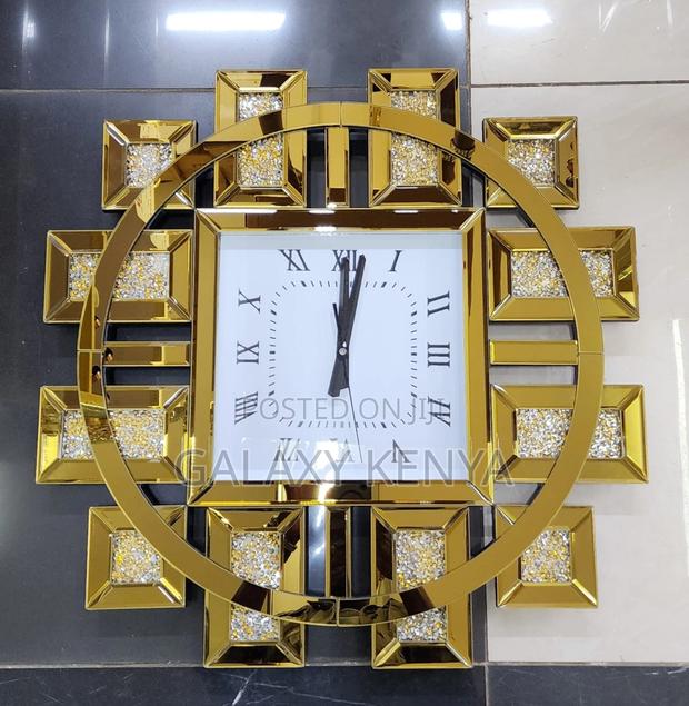 Classy Mirrored Crystal Wall Clock - thumbnail 2