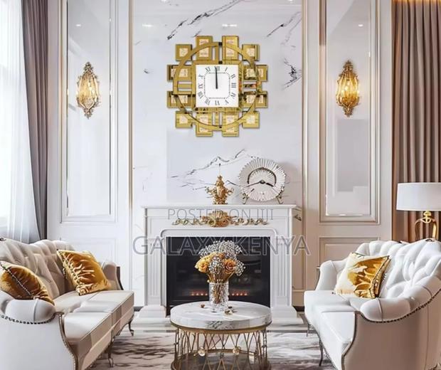 Classy Mirrored Crystal Wall Clock - thumbnail 3