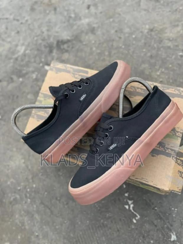 Vanz Off the Wall - thumbnail 6