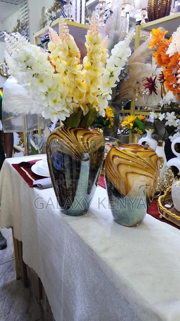 Elegant Handcrafted Decorative Glass Vases - main view