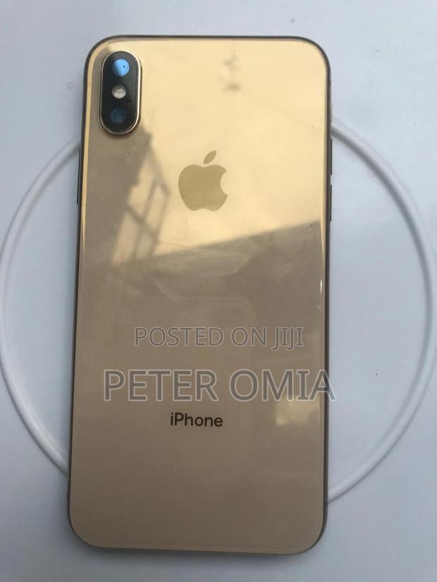 Apple iPhone XS 256 GB Gold - main view