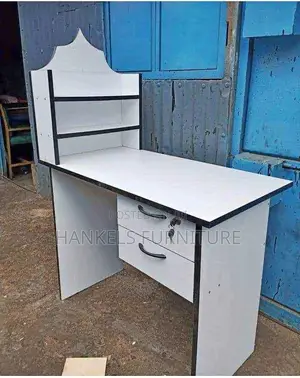 Nail Dressing Desk