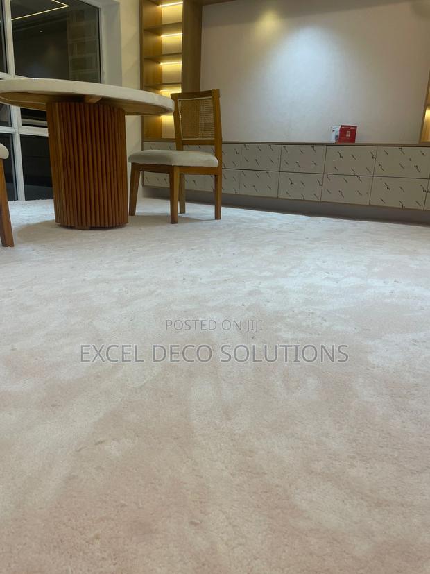 Comfy Executive Wall to Wall Carpet – Boardroom Ready - main view