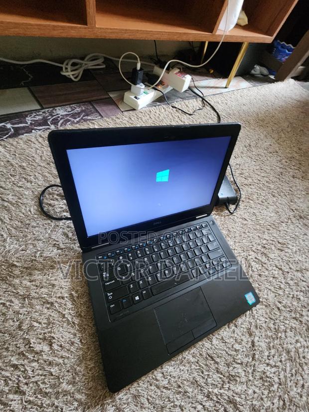 Laptop Dell Latitude E5270 8GB Intel Core i5 SSD 256GB - thumbnail 4