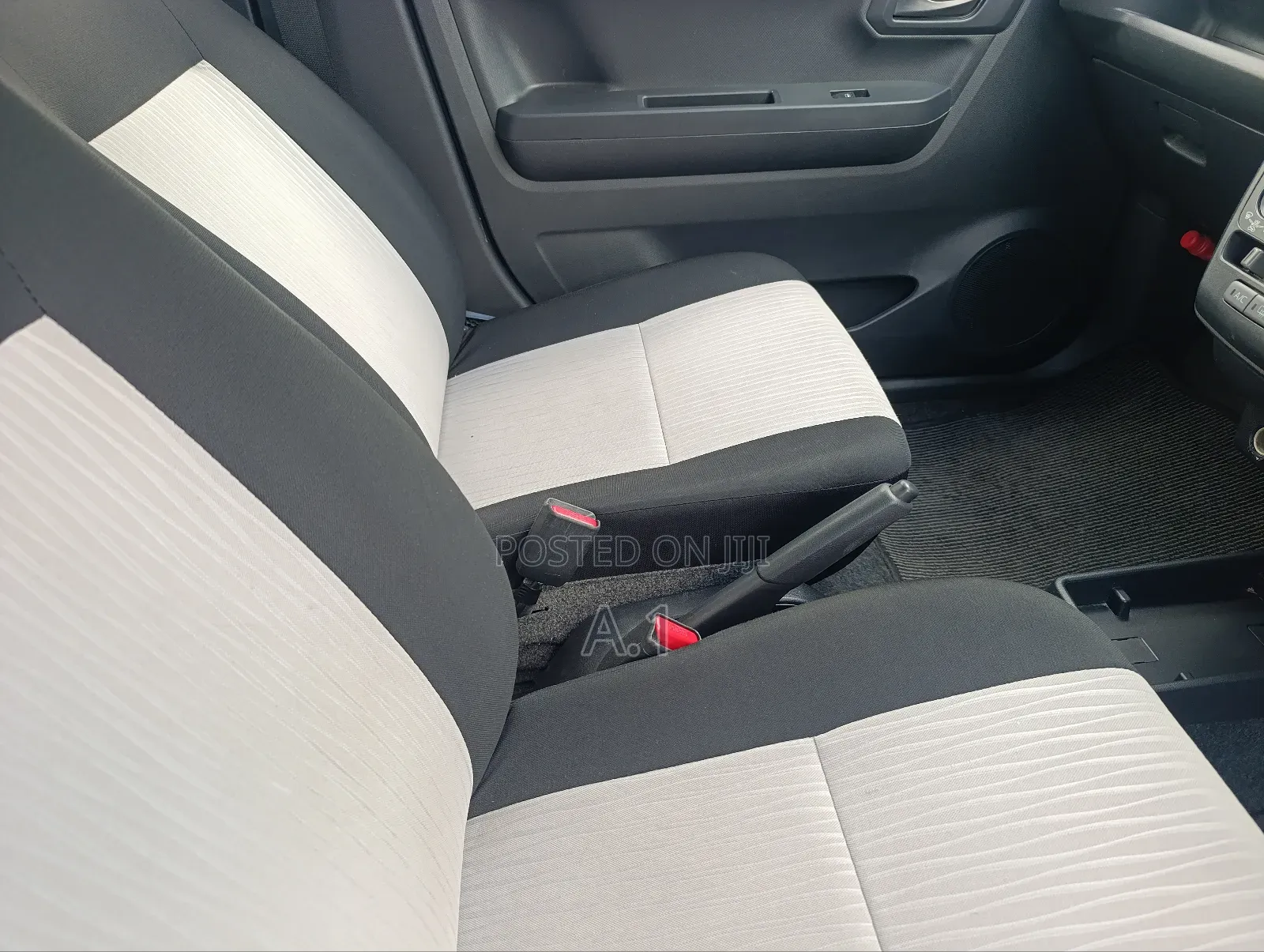 Daihatsu Mira 2018 Black