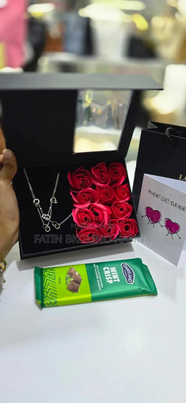 Full Jewellery Set With Flowers - thumbnail 2