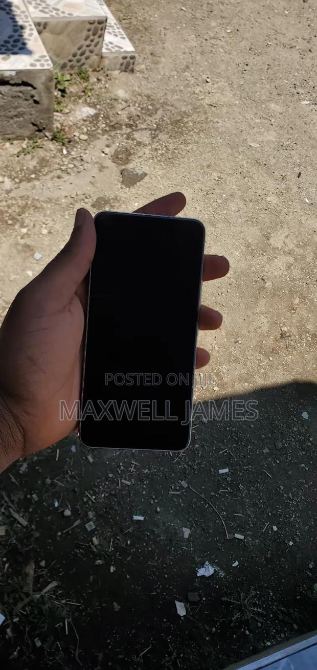 Samsung Galaxy S22 5G 128 GB White - thumbnail 4