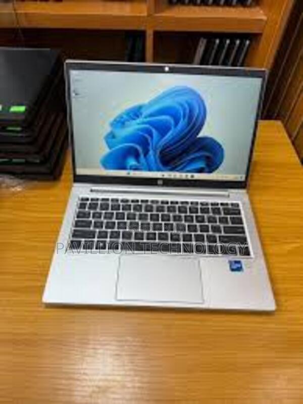 Laptop HP 630 16GB Intel Core I5 SSD 256GB - thumbnail 2