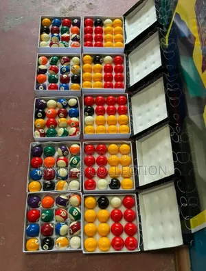 Billiard Balls ( Plain Balls