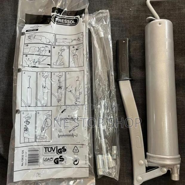 New Handheld Portable Grease Gun - main view