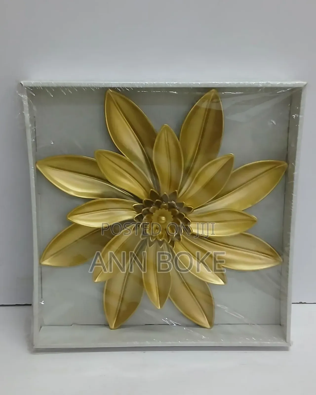 *Decorative Wall Hanging Frame Art/ Mirror*
Gold Colour Available