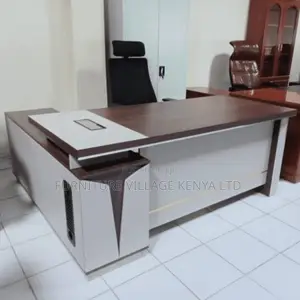 Office Desk; Executive Office Desk Of 1.8 Meters