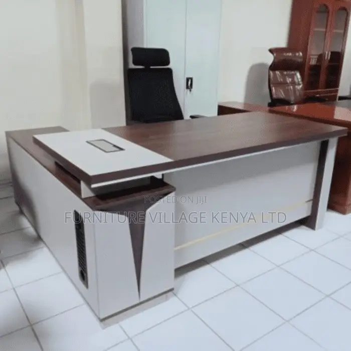 Office Desk; Executive Office Desk Of 1.8 Meters