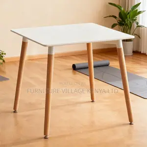 Dining Table; Modern Round Wooden Outdoor Dining Table