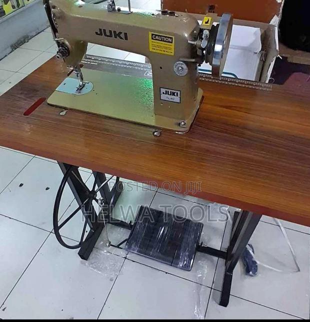 Industrial Sewing Machine Juki - main view