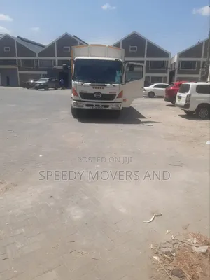 Transit Lorries for Errands and County to County Delivery Are Ready