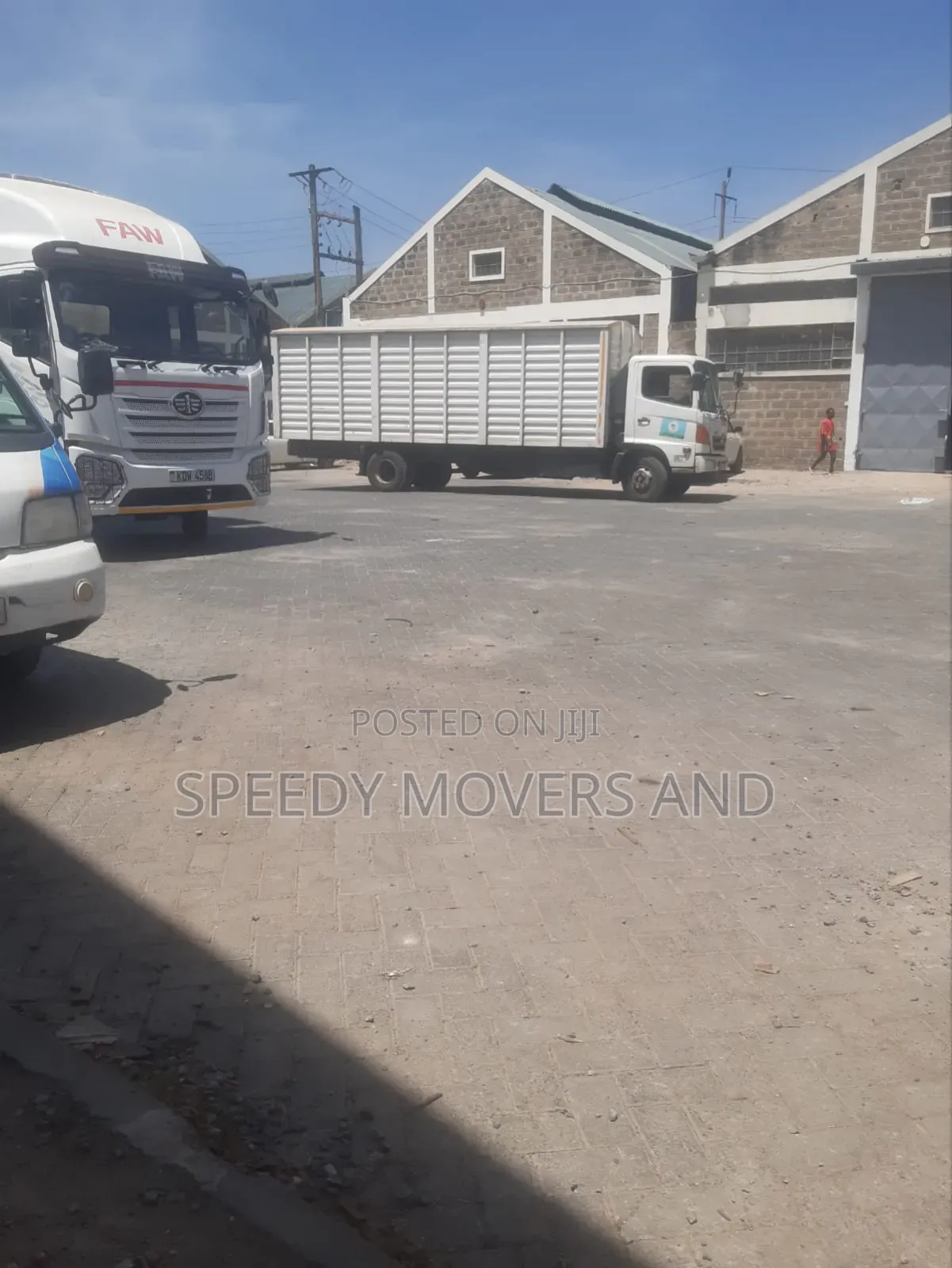 Transit Lorries for Errands and County to County Delivery Are Ready
