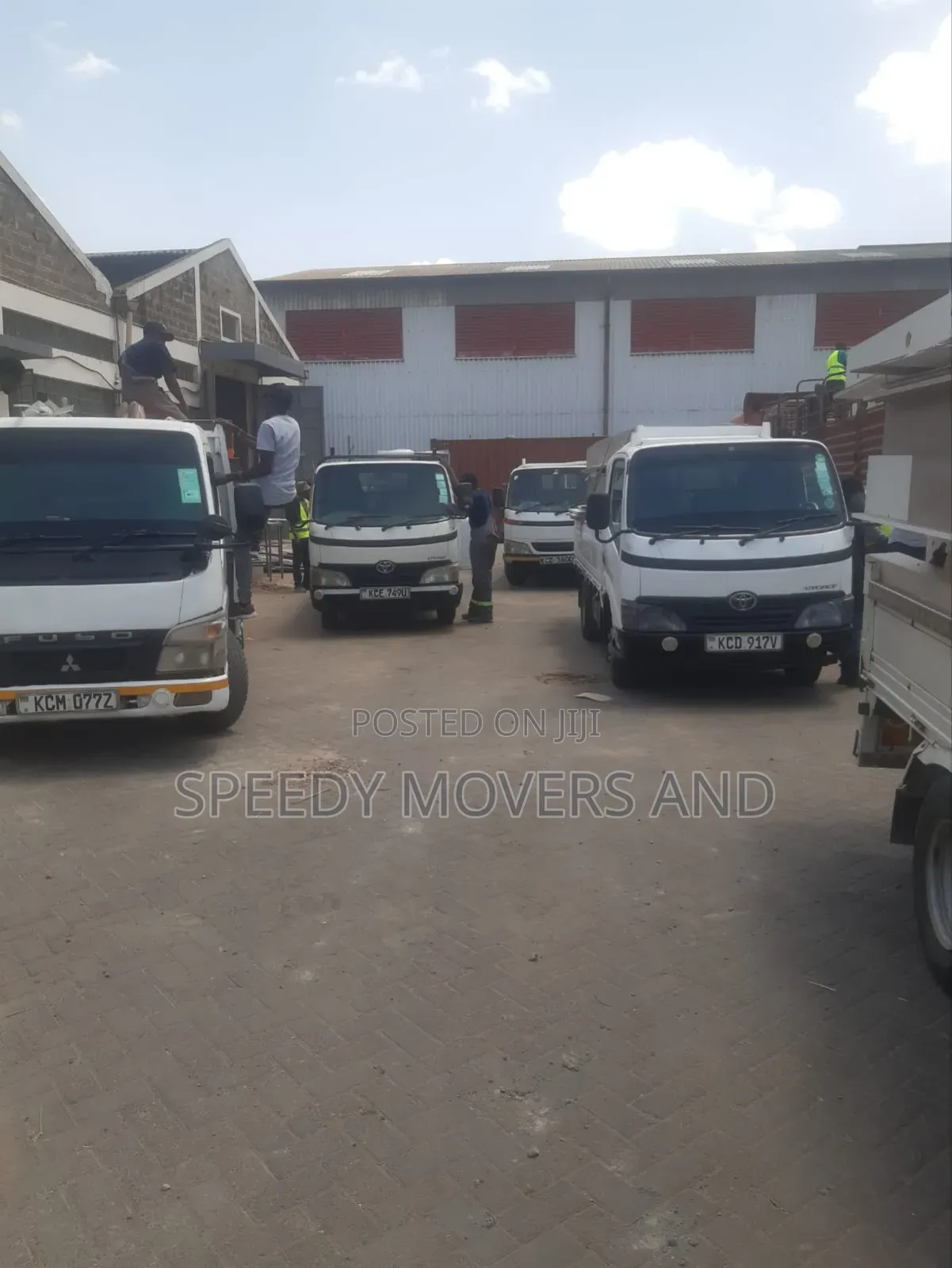 Transit Lorries for Errands and County to County Delivery Are Ready