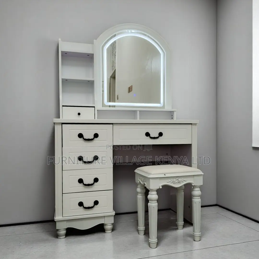 Dresser; Makeup Vanity Desk With Mirror And Lights