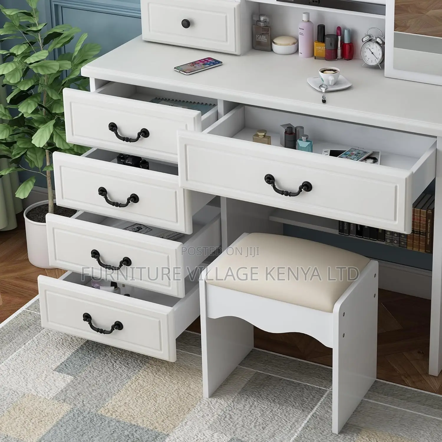 Dresser; Makeup Vanity Desk With Mirror And Lights