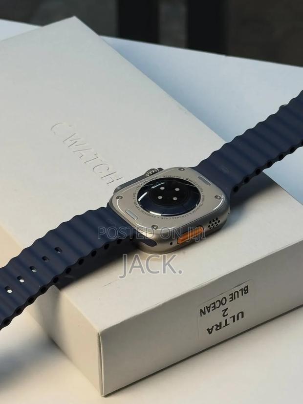 Apple Watch Ultra 2 - thumbnail 2