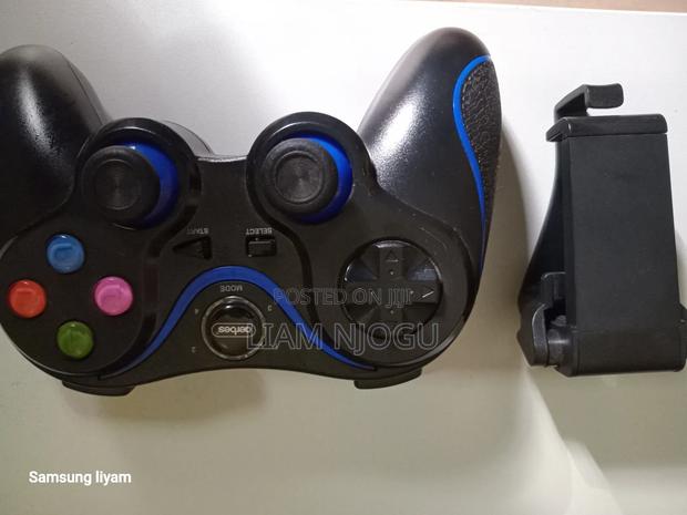 Bluetooth Pad - main view